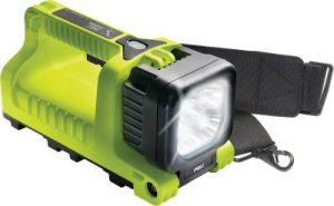 Handlampa Peli 9410 LED laddningsbar